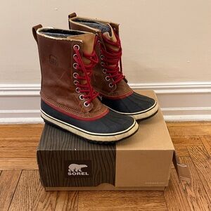 Sorel Brown and Black Lace-Up Snow Boots